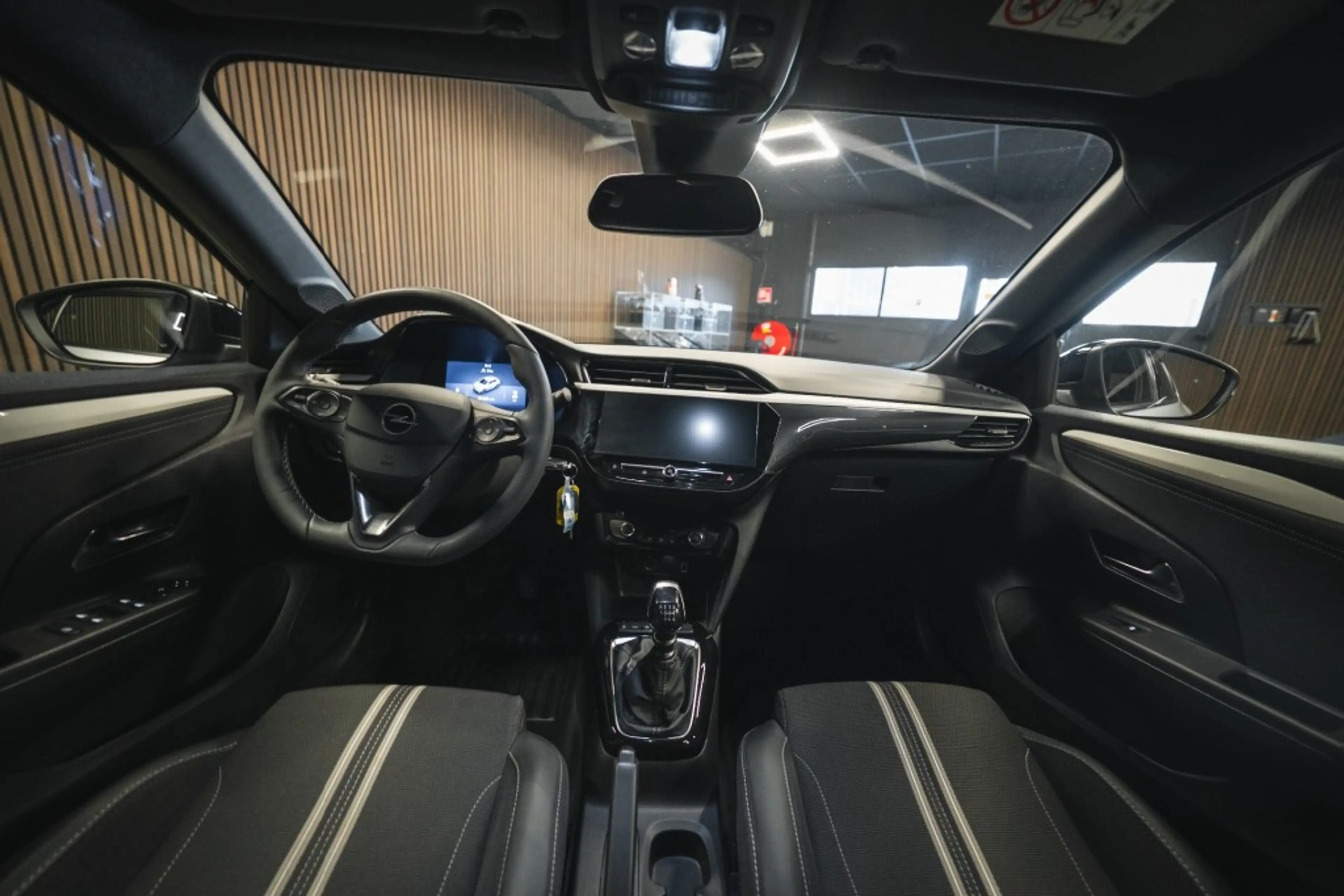 Opel Corsa GS Sport, lane assist, carplay — photo 3