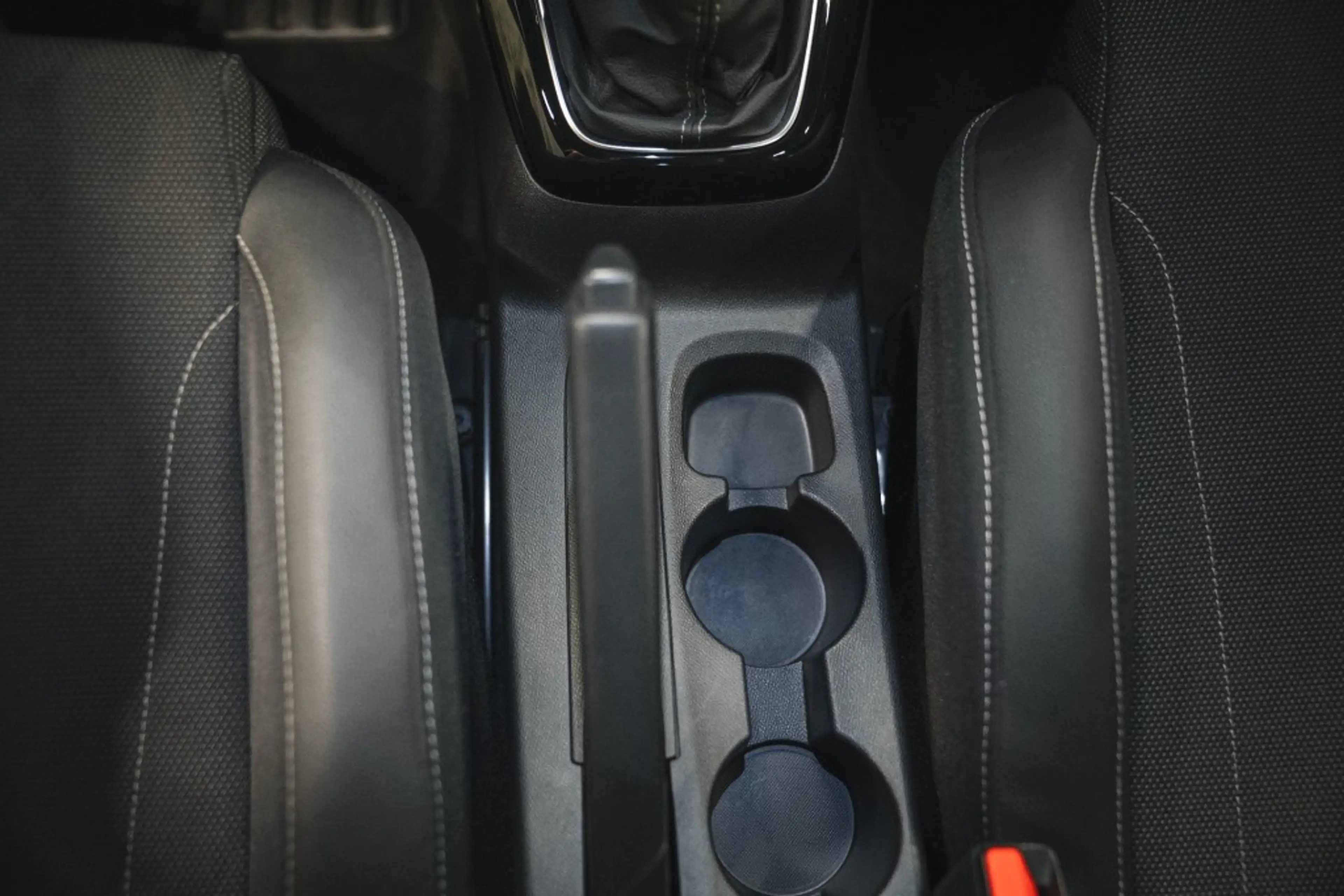 Opel Corsa GS Sport, lane assist, carplay — photo 24