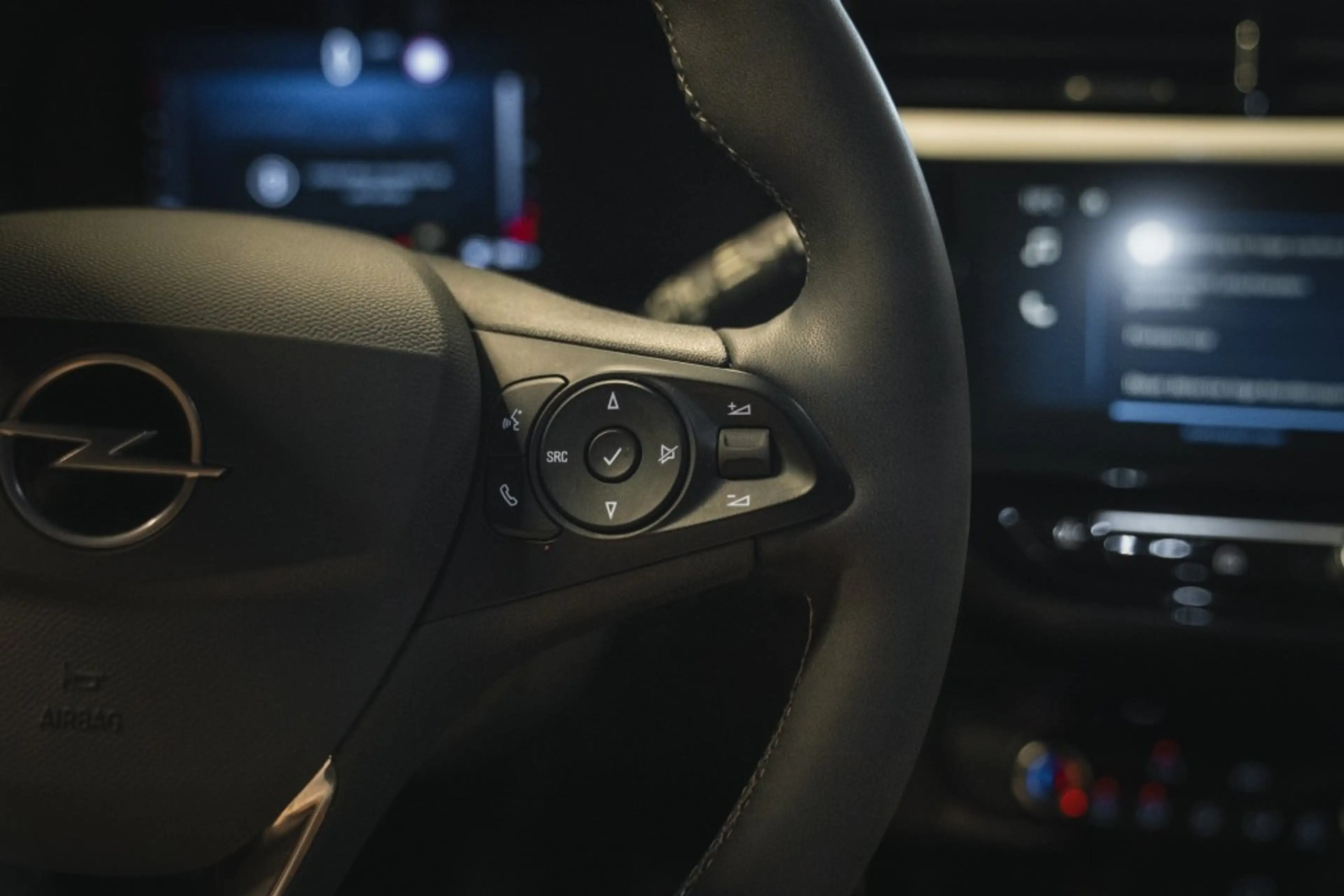 Opel Corsa GS Sport, lane assist, carplay — photo 15