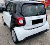 smart forTwo 1.0 Coupe*1.Hand*Klima*TÜV NEU*Scheckheft Blanc - thumbnail 4