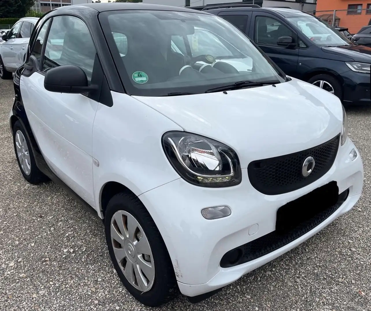 smart forTwo 1.0 Coupe*1.Hand*Klima*TÜV NEU*Scheckheft Weiß - 2