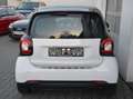 smart forTwo 1.0 Coupe*1.Hand*Klima*TÜV NEU*Scheckheft Weiß - thumbnail 8