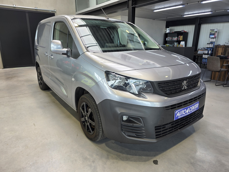 Peugeot Partner 1.6 BlueHDi // 3 PLACES / CLIM / GARANTIE 1 AN // — photo 3