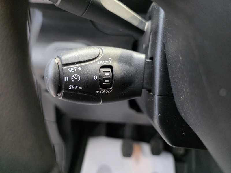 Peugeot Partner 1.6 BlueHDi // 3 PLACES / CLIM / GARANTIE 1 AN // — photo 13