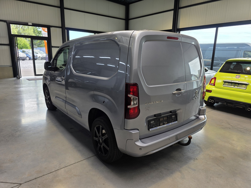 Peugeot Partner 1.6 BlueHDi // 3 PLACES / CLIM / GARANTIE 1 AN // — photo 6