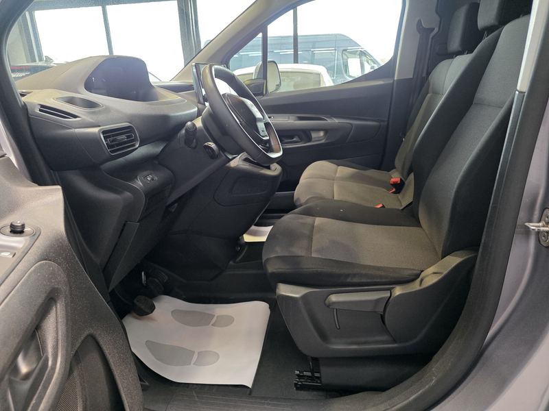 Peugeot Partner 1.6 BlueHDi // 3 PLACES / CLIM / GARANTIE 1 AN // — photo 7