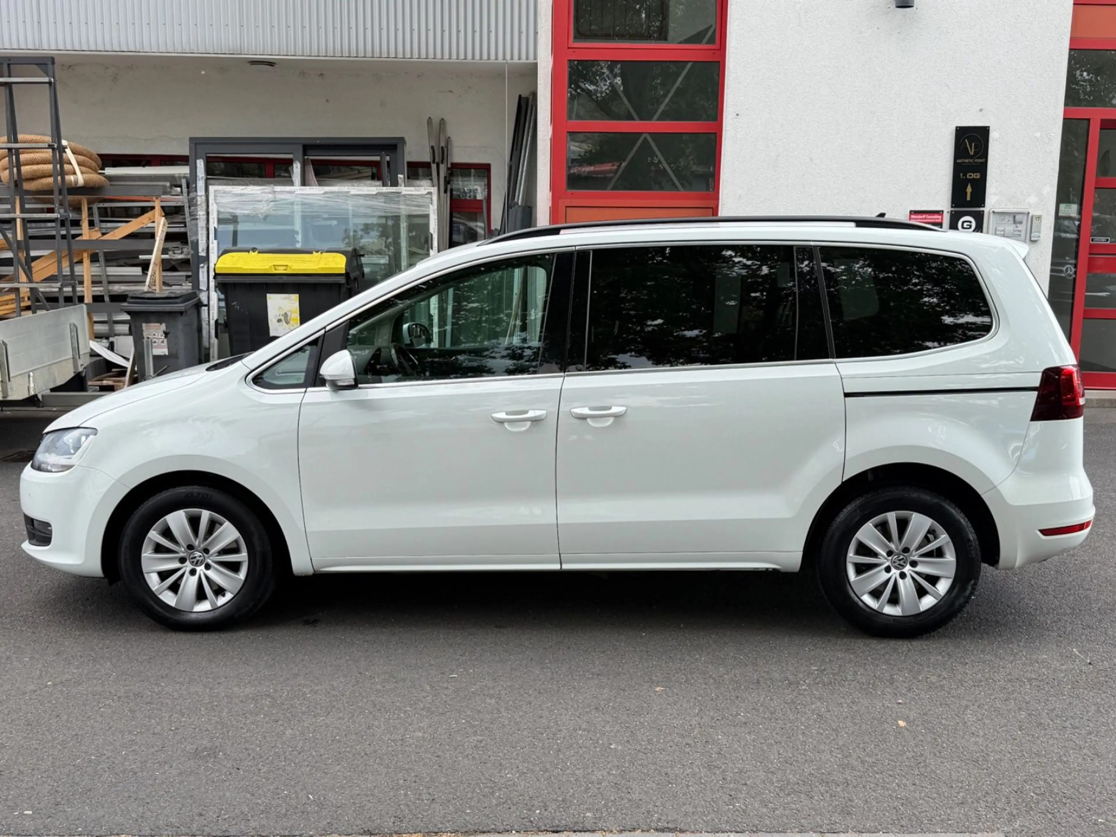 Volkswagen Sharan Comfortline~DSG~7 SITZER~NAVI — photo 4