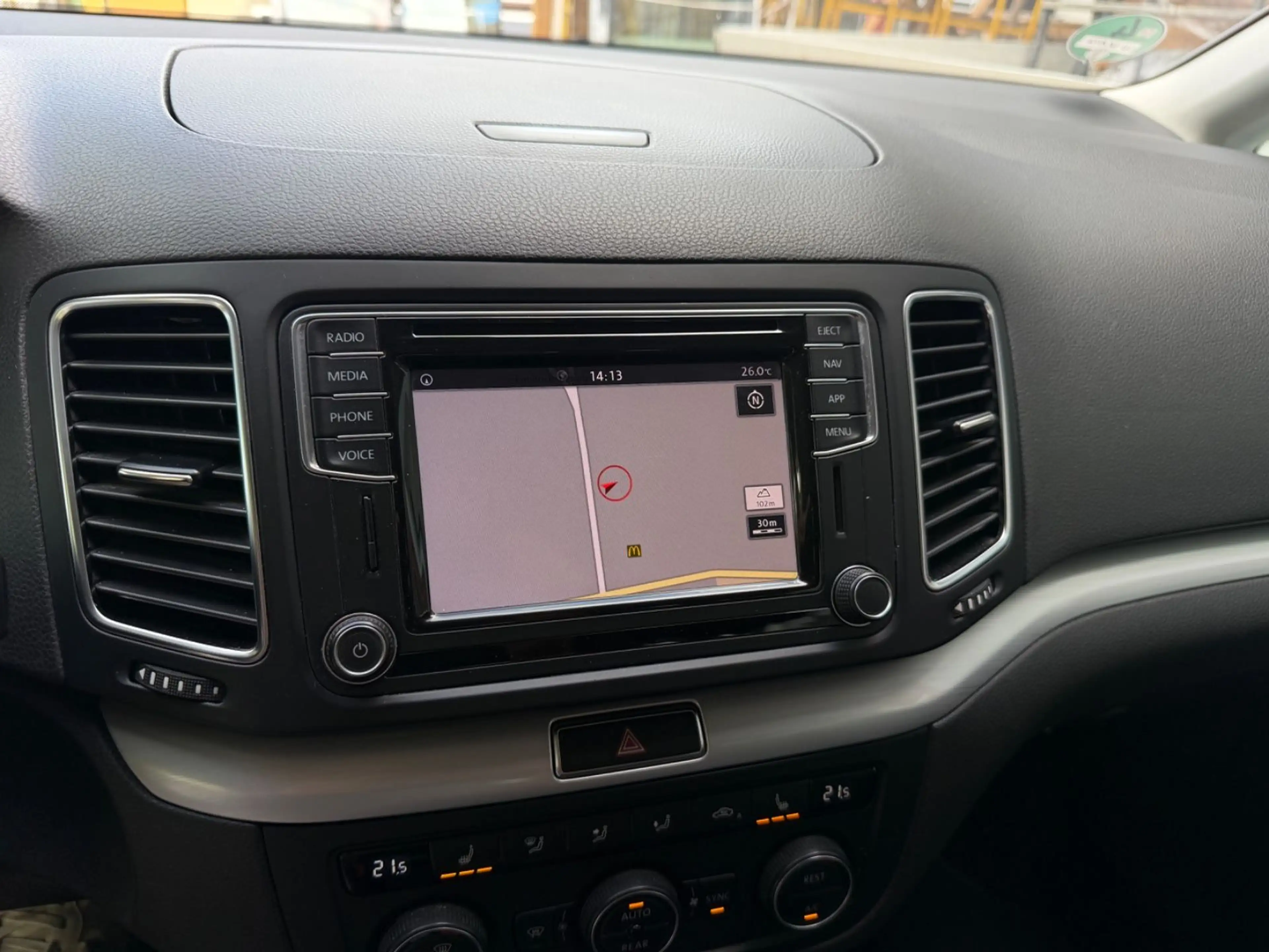 Volkswagen Sharan Comfortline~DSG~7 SITZER~NAVI — photo 13