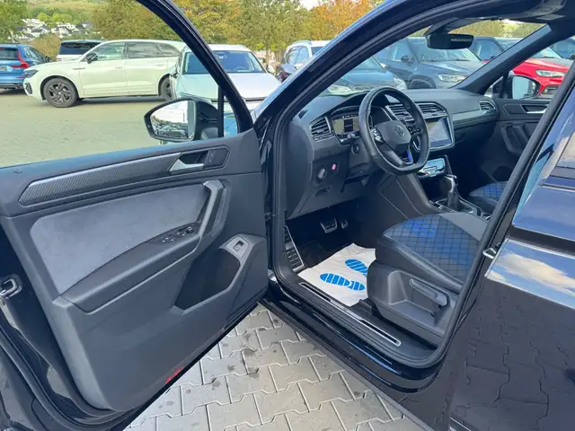 Volkswagen Tiguan view 8