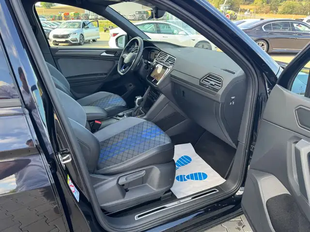 Volkswagen Tiguan view 20