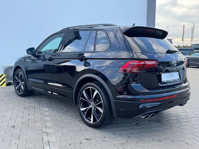 Volkswagen Tiguan view 5