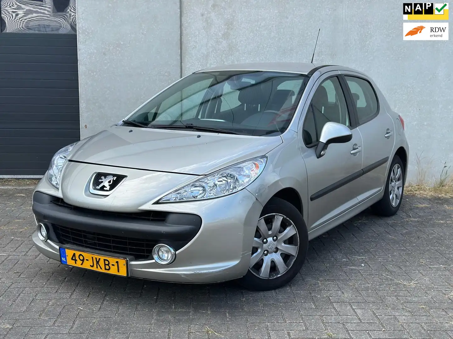 Peugeot 207 1.6 VTi Sublime Automaat NAP Clima Cruise PDC Grijs - 1
