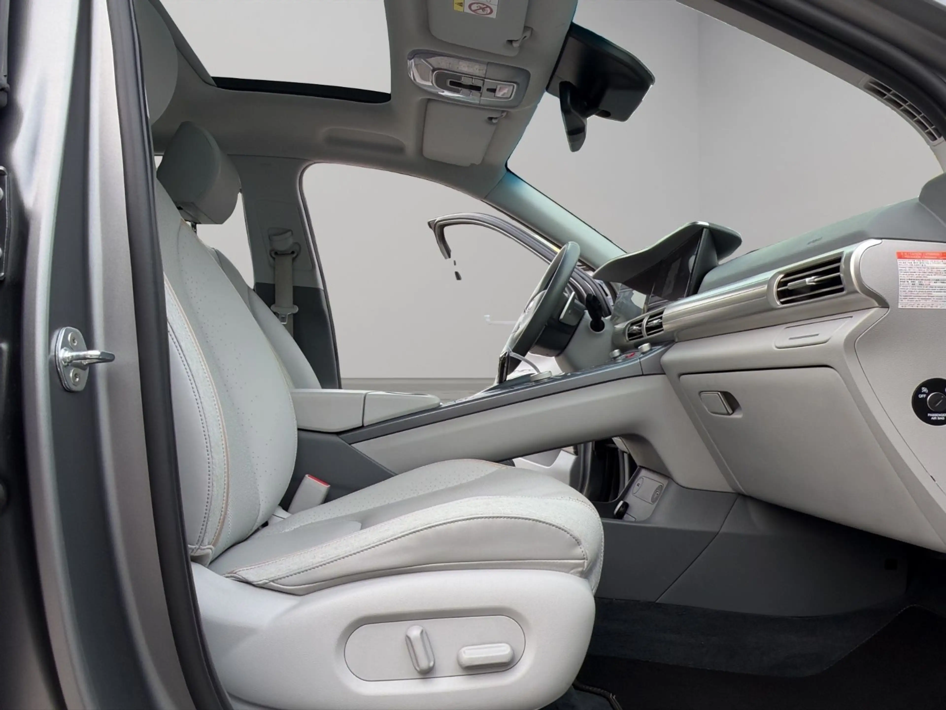 Hyundai NEXO Basis Panoramadach — photo 12