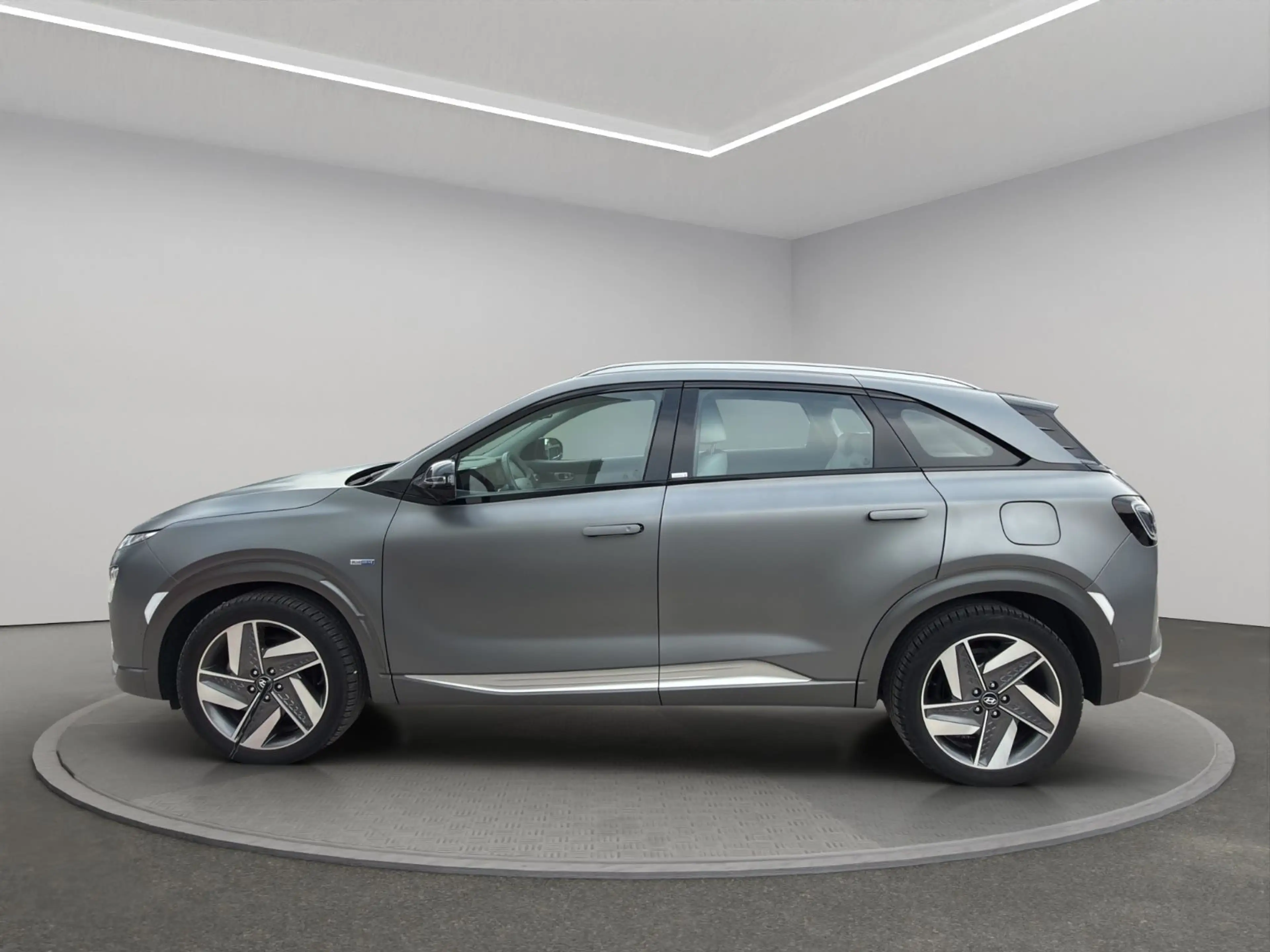 Hyundai NEXO Basis Panoramadach — photo 7