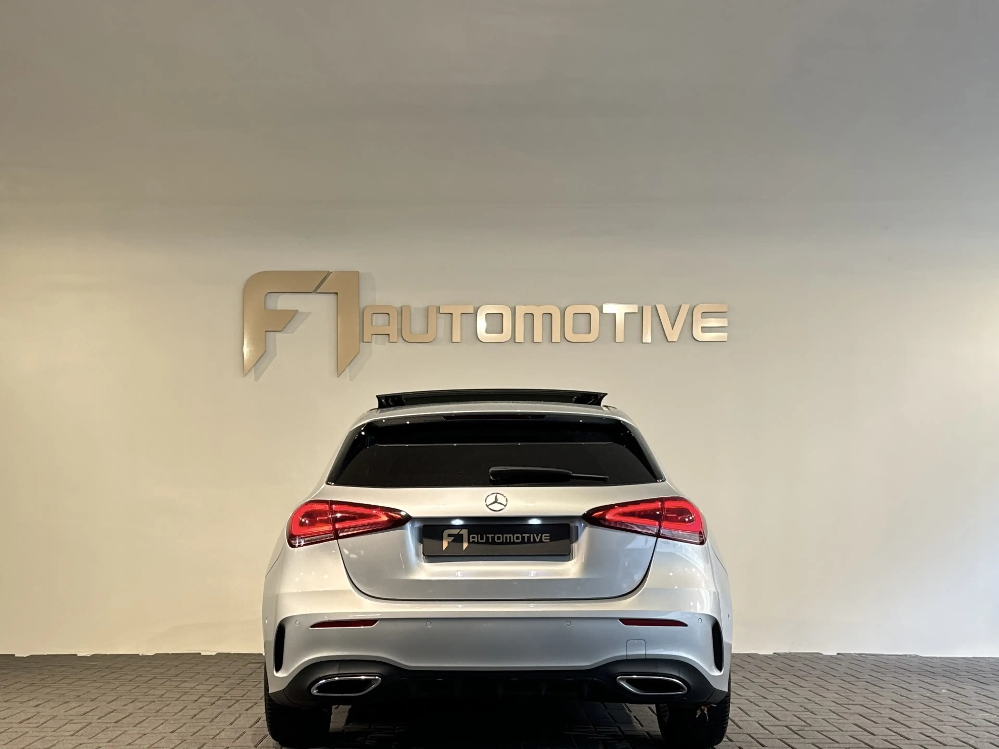 Mercedes-Benz A 180 Business Solution AMG Pano|Stoelverwarming|Camera| — photo 8