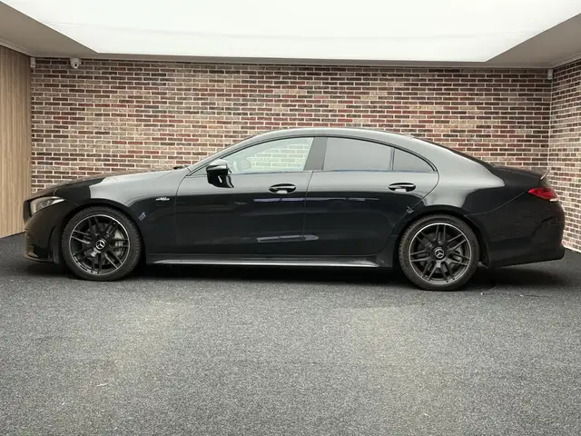 Mercedes-Benz CLS view 6