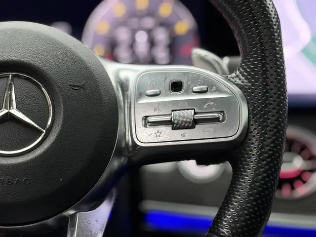 Mercedes-Benz CLS view 13