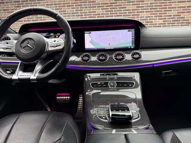 Mercedes-Benz CLS view 23