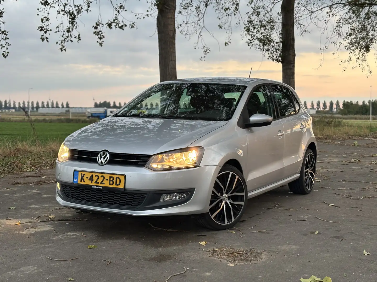 Volkswagen Polo Polo 1.4-16V Trendline Grijs - 1