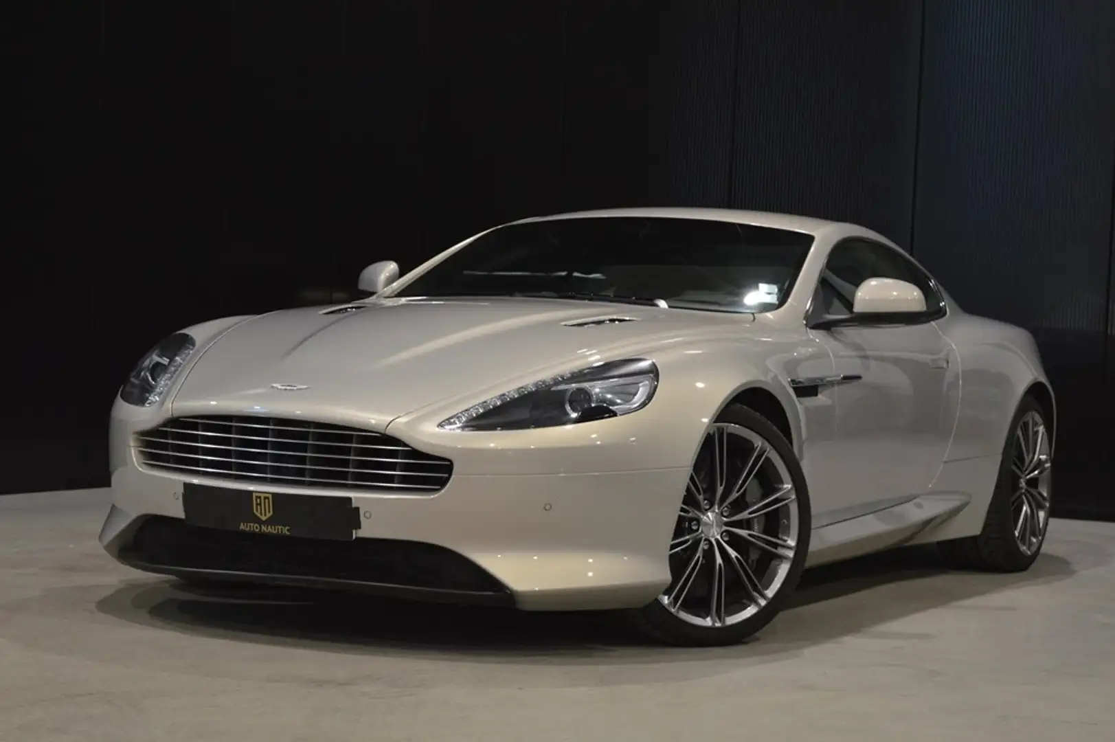 Aston Martin Virage DB9 Coupe 2+2 Top condition - 49.900 km Zilver - 1