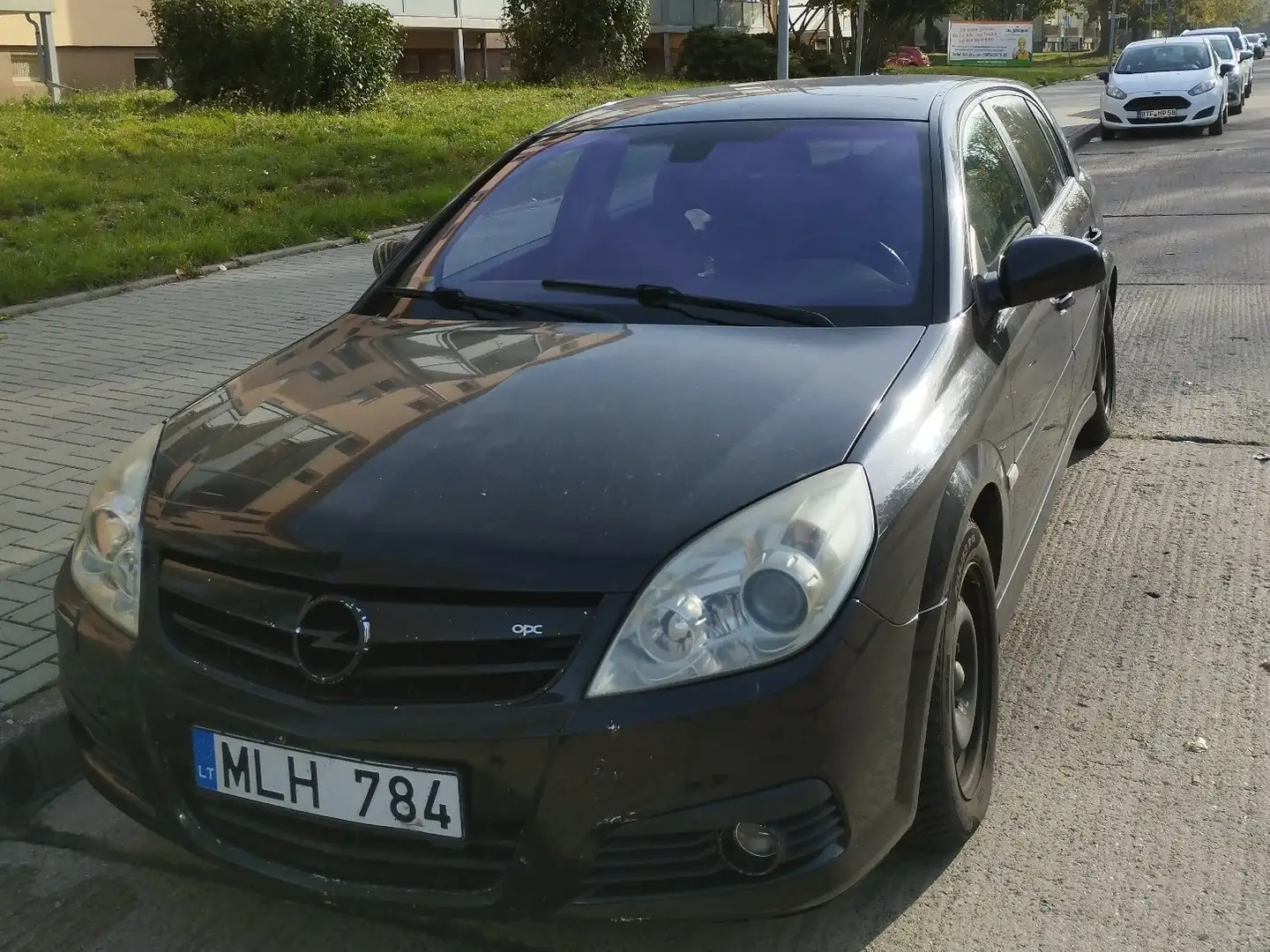 Opel Signum 1.9 CDTI Automatik Edition Zwart - 2