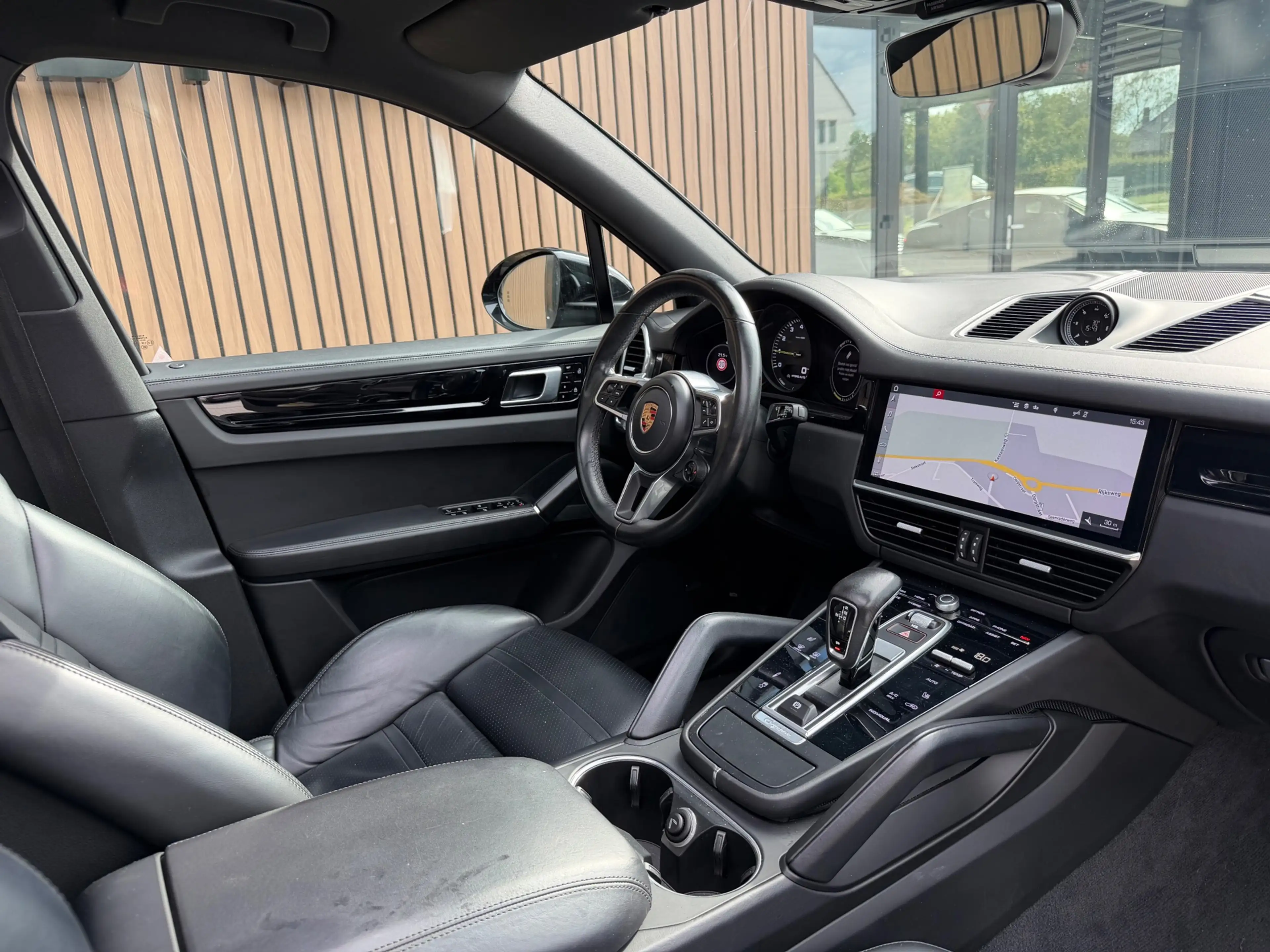 Porsche Cayenne 3.0 E-Hybrid PANO BOSÉ ACC 2020 BTW — photo 11