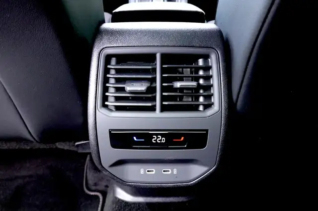 Cupra Formentor view 14