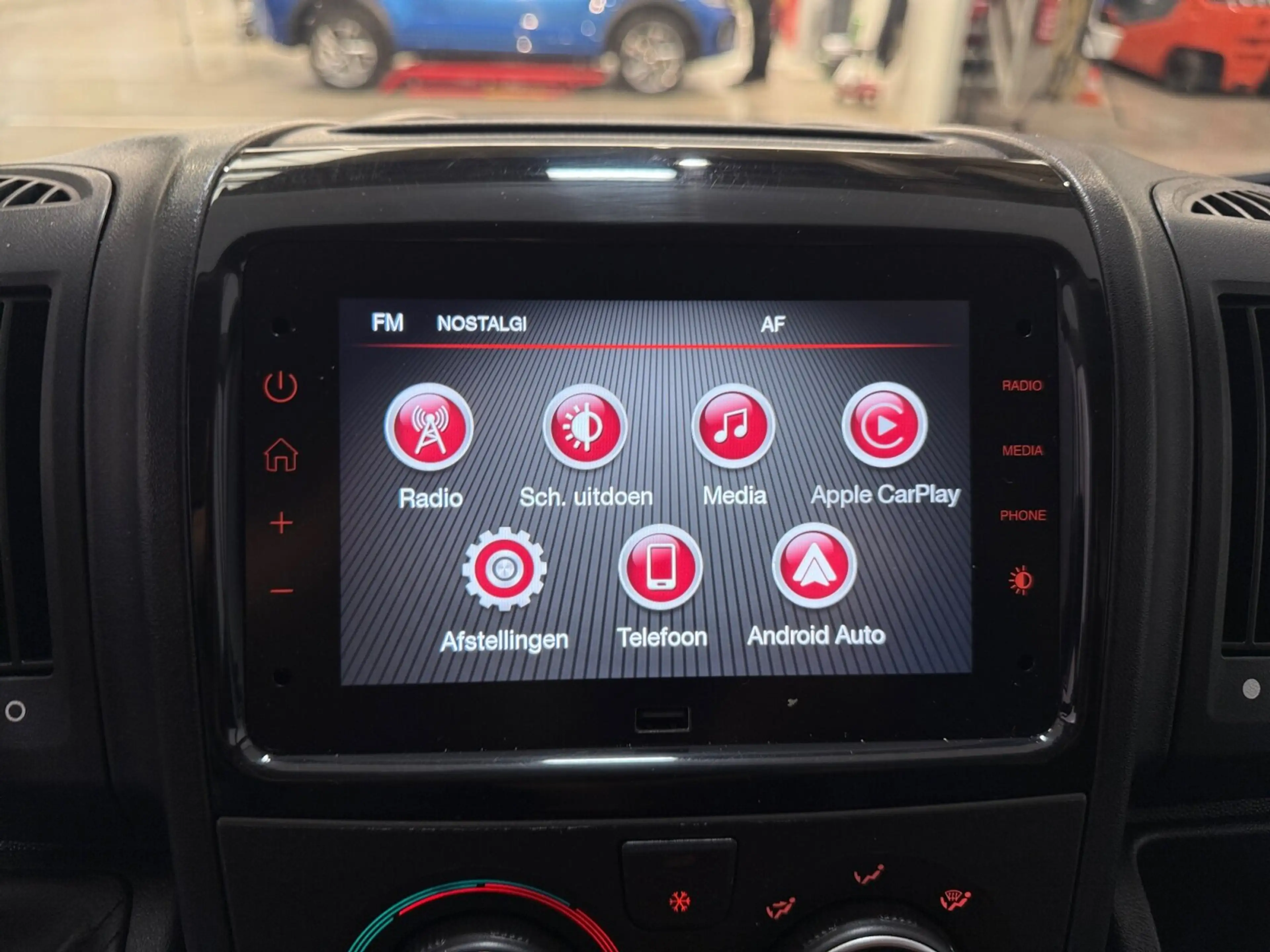 Peugeot Boxer L2H2 2.0 HDI ** Camera | Cruise | Carplay/Android — photo 21