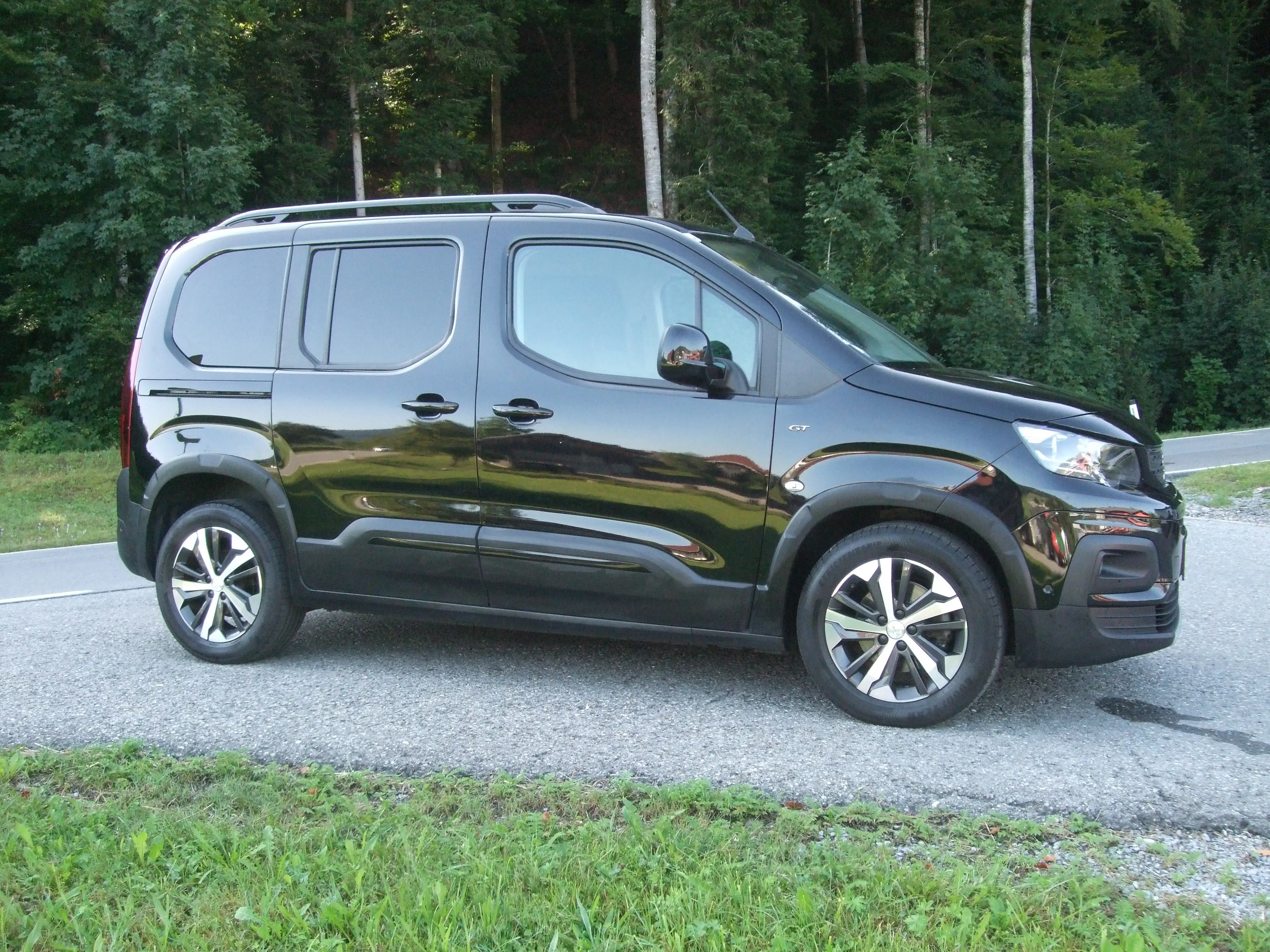 Peugeot Rifter GT Line BHDI 130 — photo 4