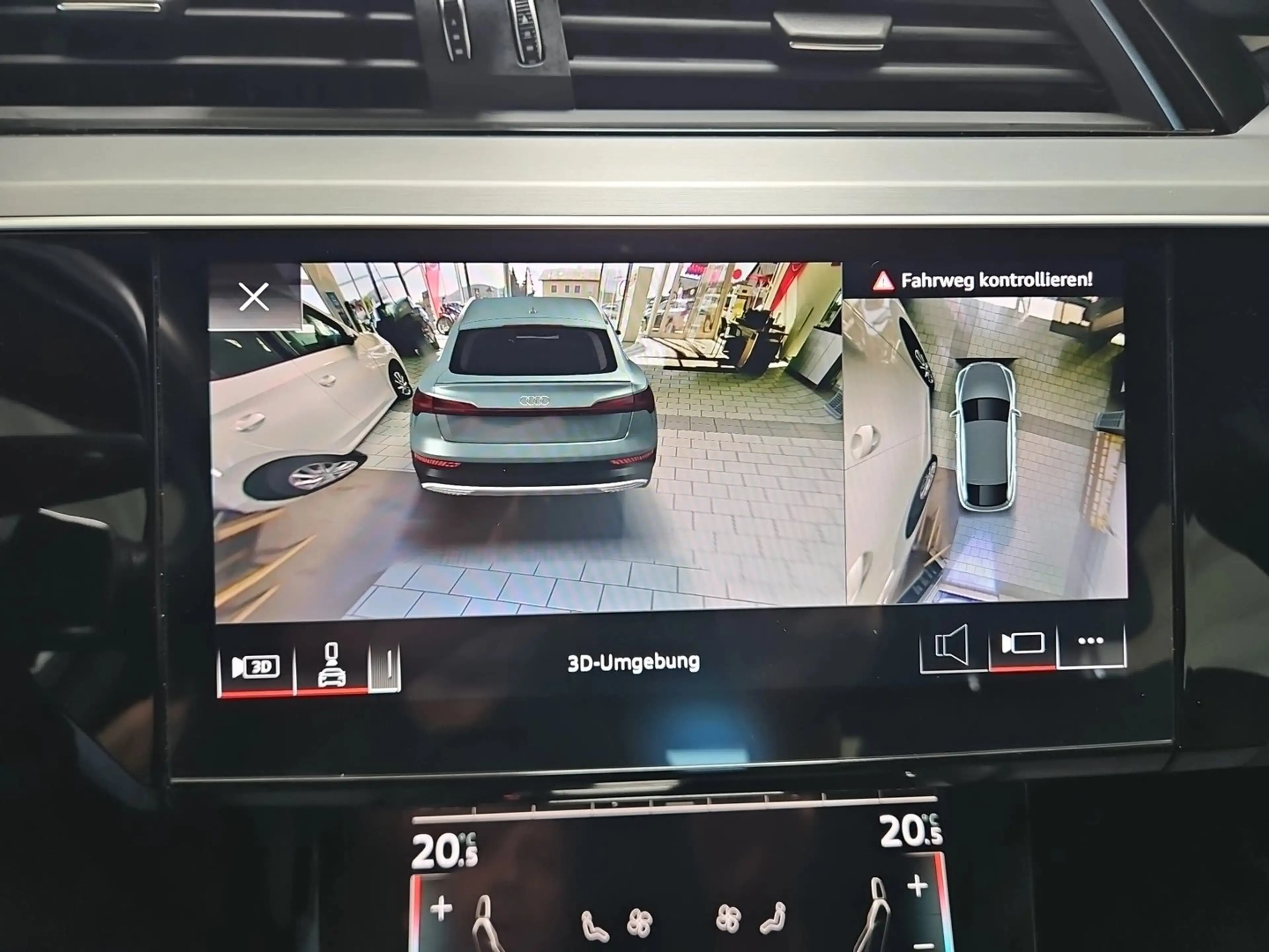 Audi e-tron 55 300 kW Business 4x S-Line!!! — photo 15