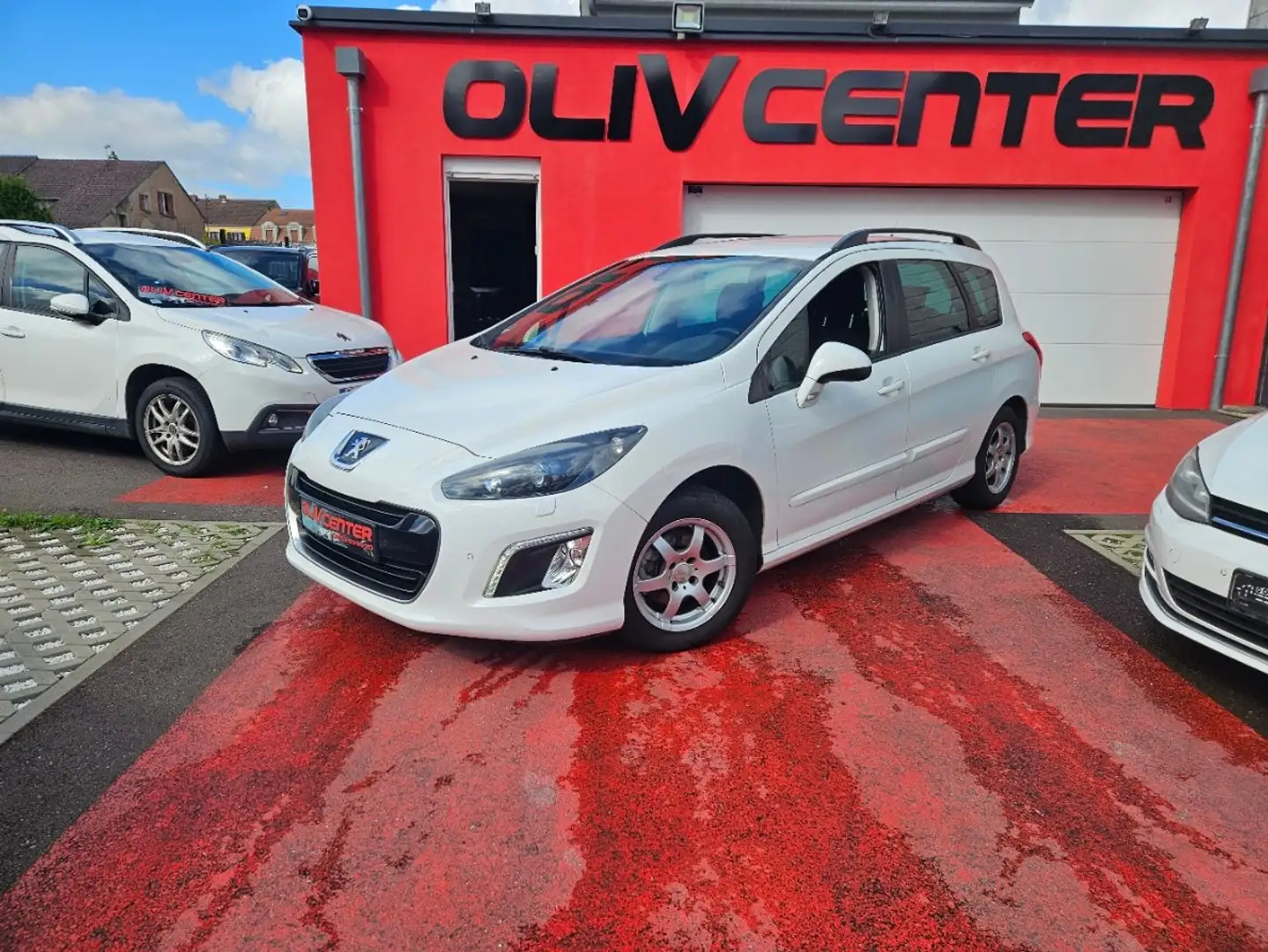 Peugeot 308 308 SW 1.6 e-HDi 115ch FAP Business Pack Blanc - 1