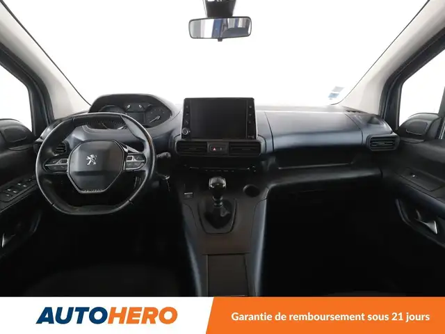 Peugeot Rifter view 12