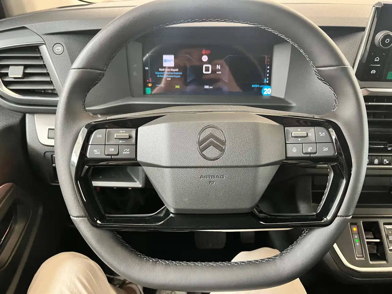 Citroen Spacetourer 2026 — фото 11