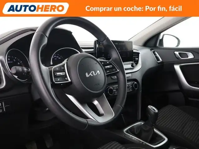 Kia XCeed view 12