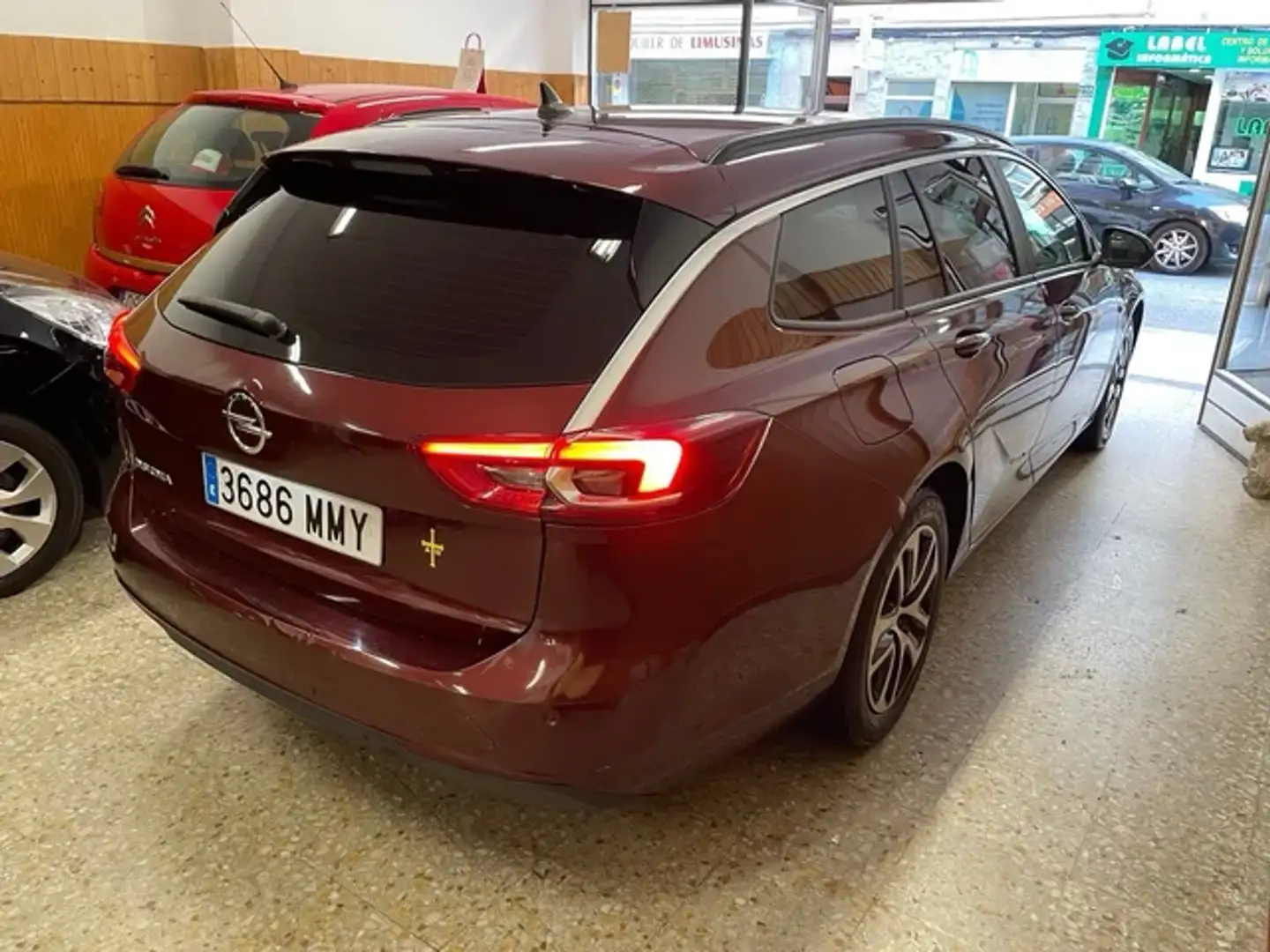 Opel Insignia ST 1.6CDTI S&S Selective 136 Burdeos - 2