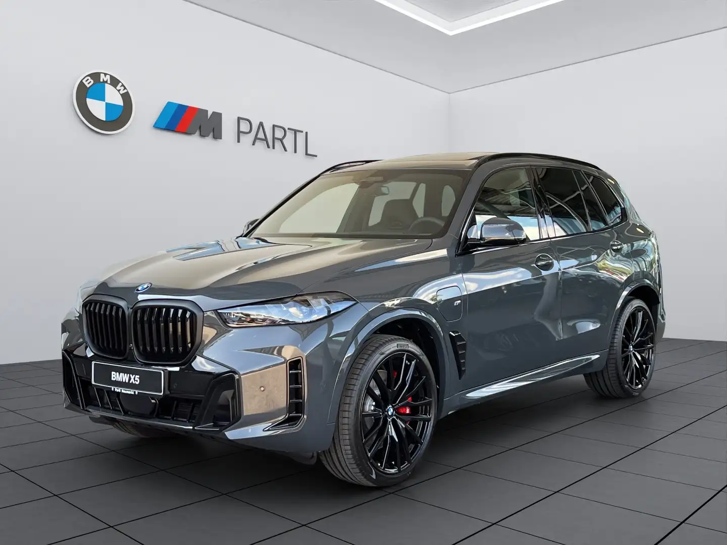 BMW X5 xDrive50e M-Sport-Pro ACC 360° H/K Pano AHK Grau - 1