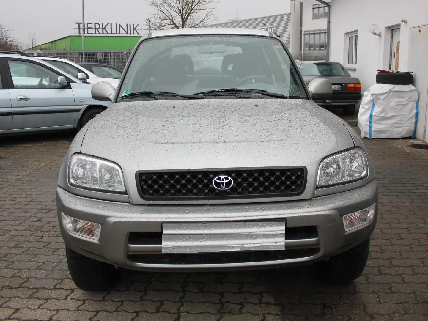 Toyota RAV 4 RAV 4 Automatik 4X4 4WD Grau - 1