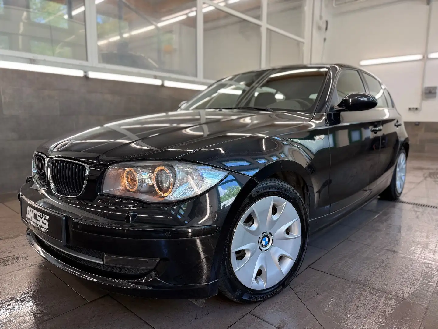 BMW 118 Lim. XENON PDC SHZ KLIMAAUTOM. "EXPORT" Nero - 1