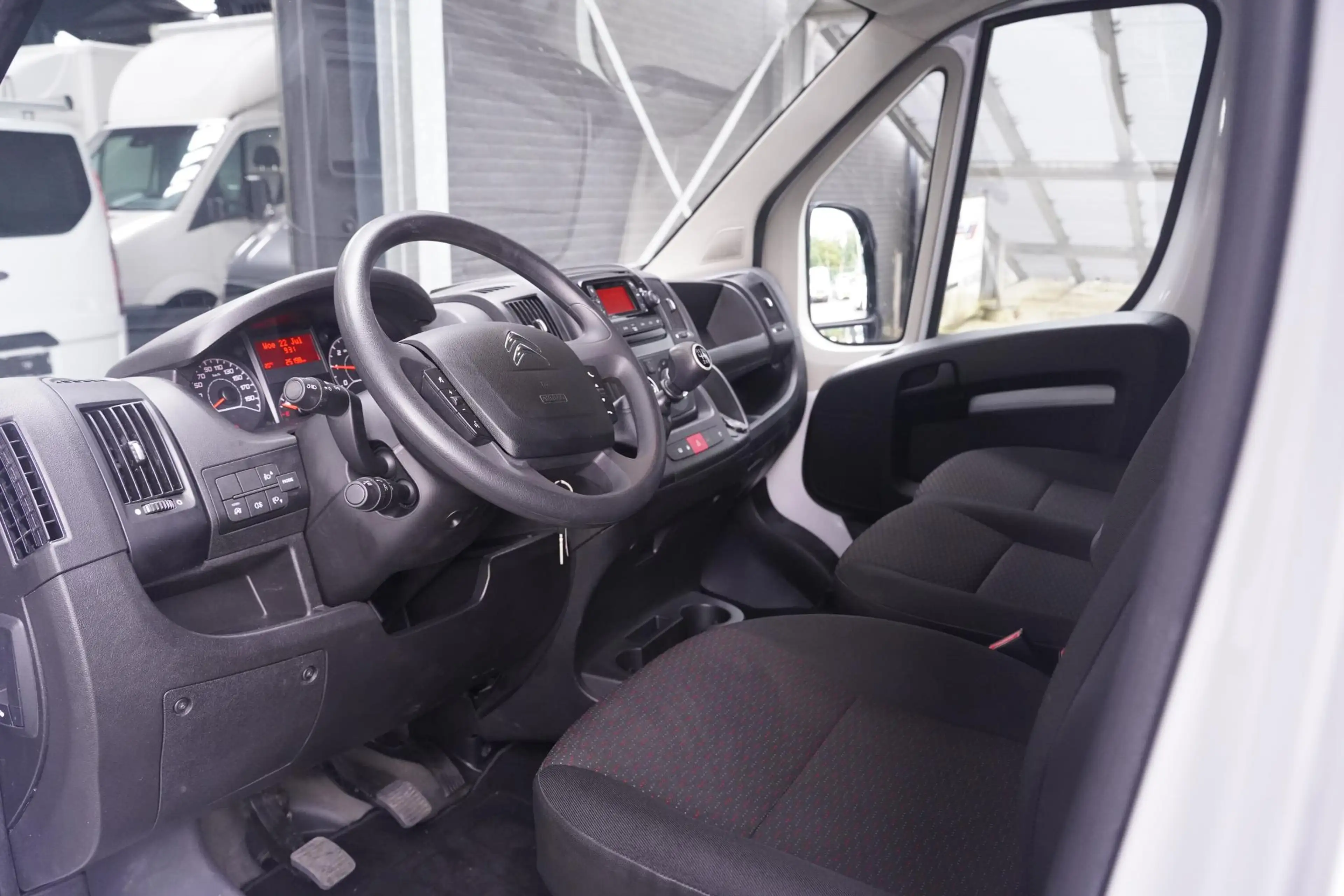 Citroen Jumper 2.2 HDI 140 pk L2H2 Airco, Cruise Control BPM vrij — photo 21