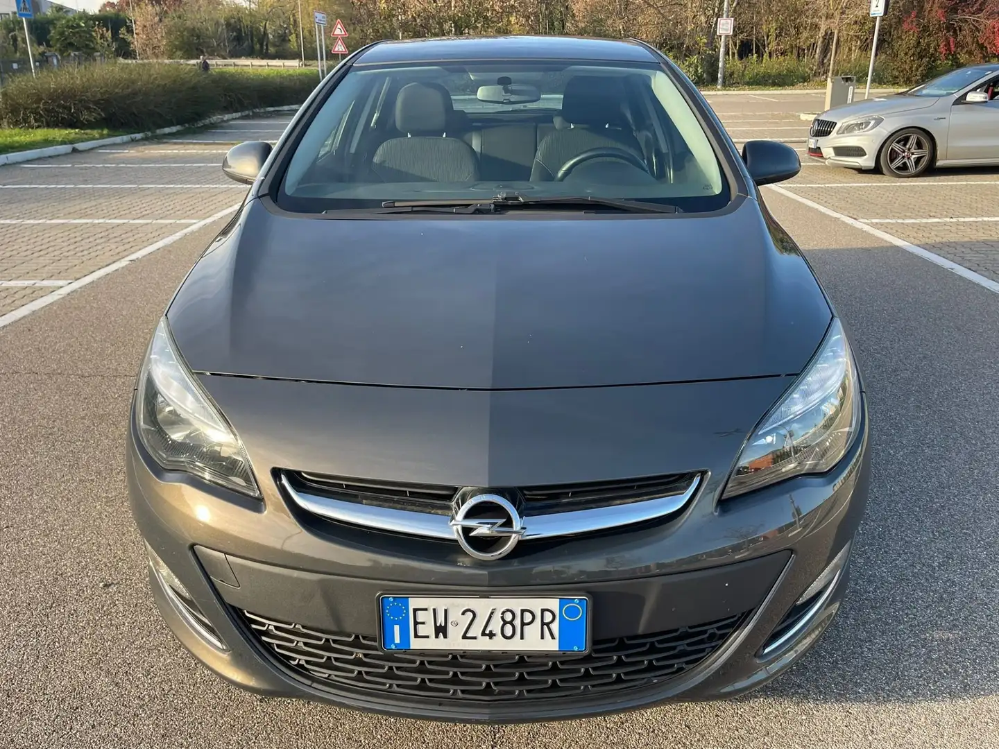 Opel Astra 1.7 cdti Cosmo 110cv Gris - 1