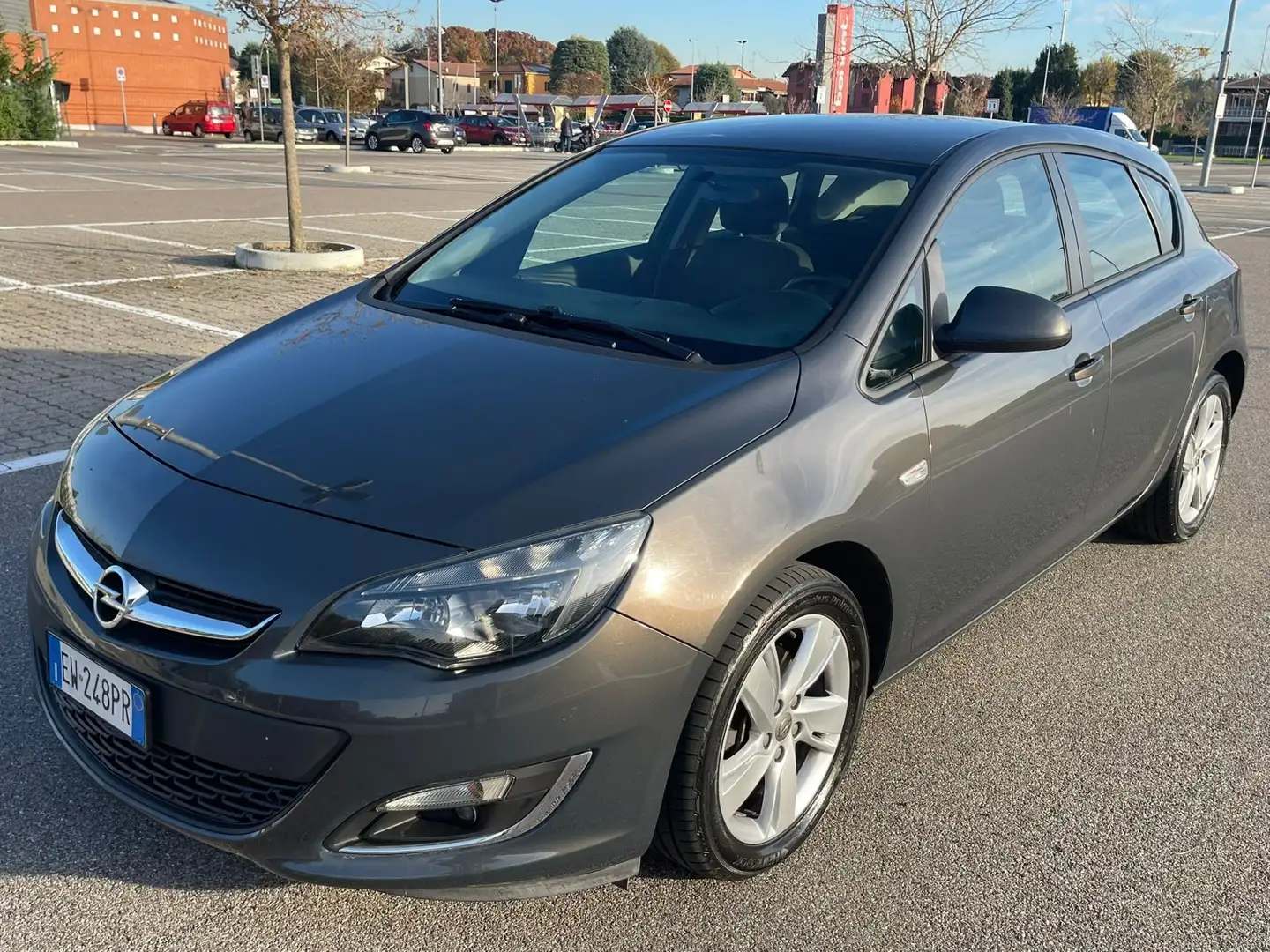 Opel Astra 1.7 cdti Cosmo 110cv Gris - 2
