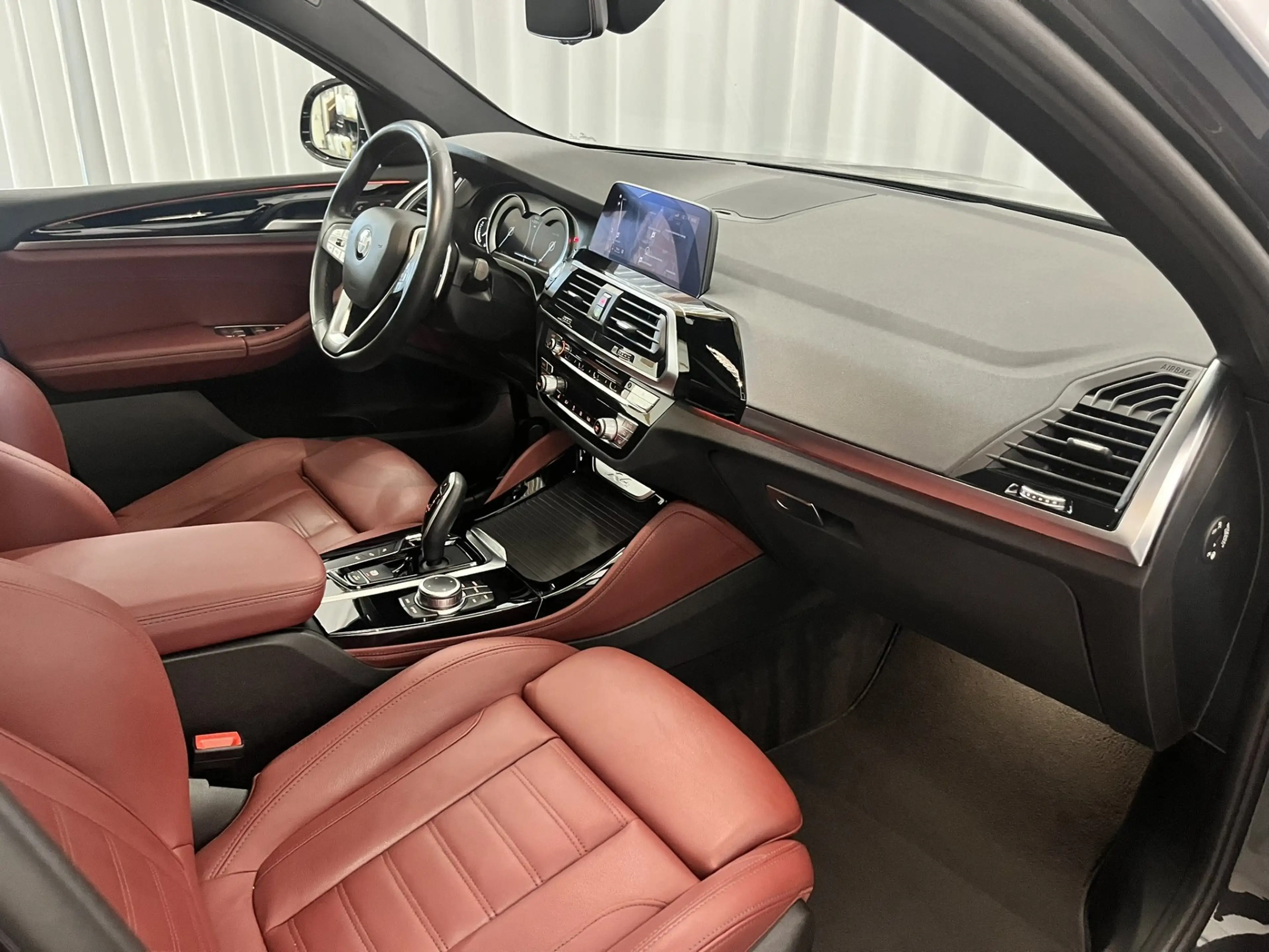 BMW X4 xDrive20d *Modell xLine / Innovationspaket / Pano / AHK* — photo 8