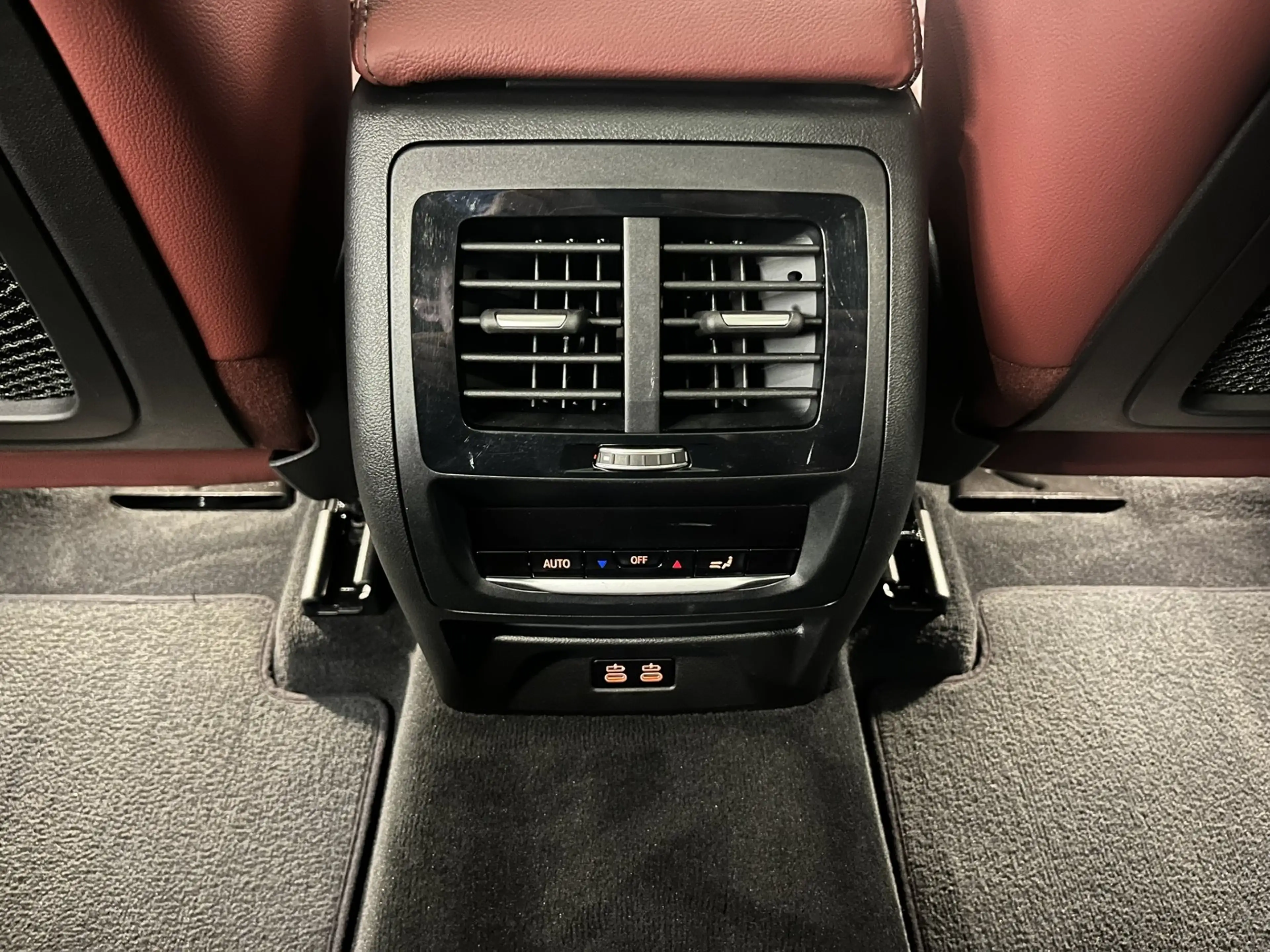 BMW X4 xDrive20d *Modell xLine / Innovationspaket / Pano / AHK* — photo 19