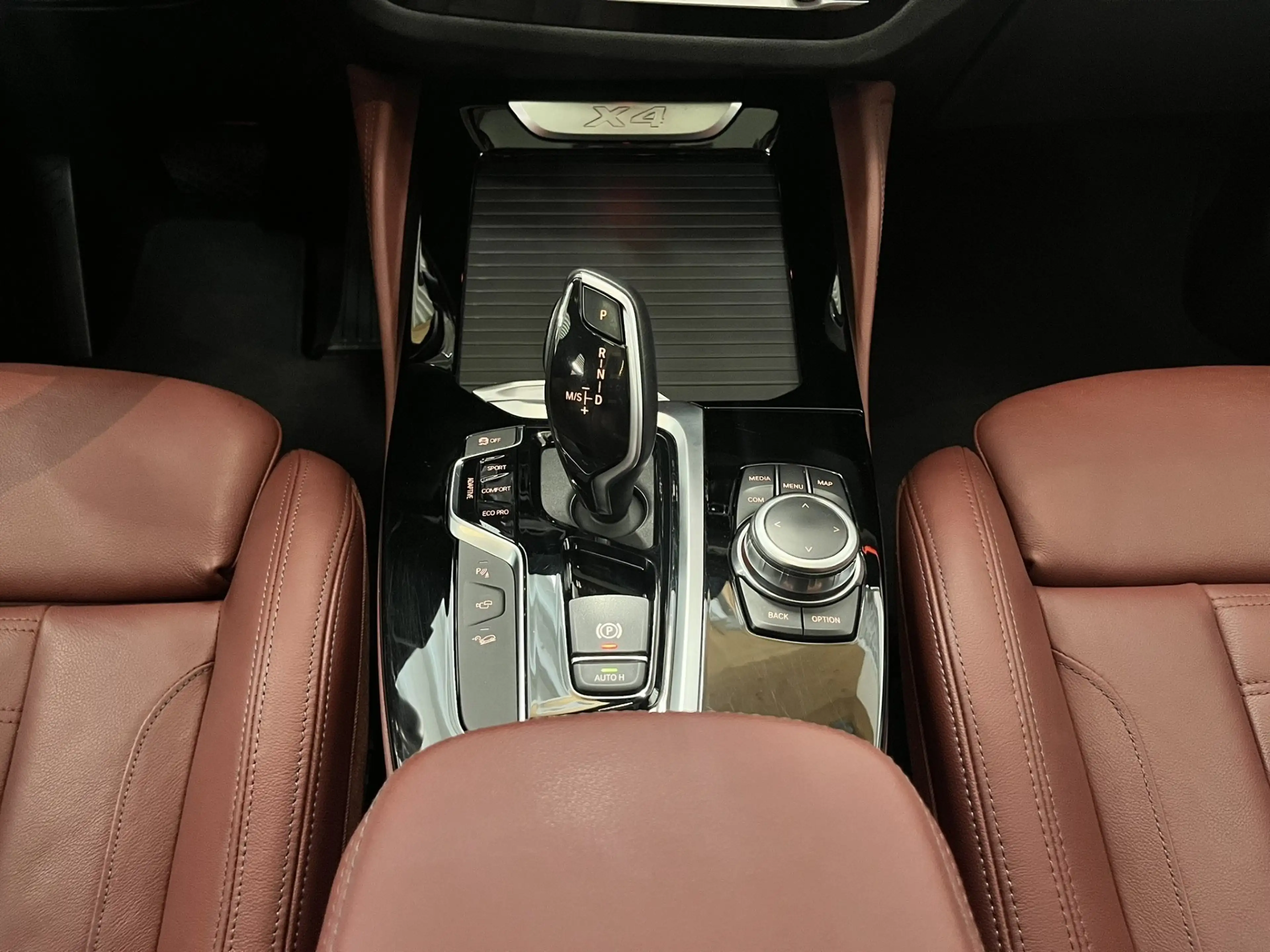 BMW X4 xDrive20d *Modell xLine / Innovationspaket / Pano / AHK* — photo 12