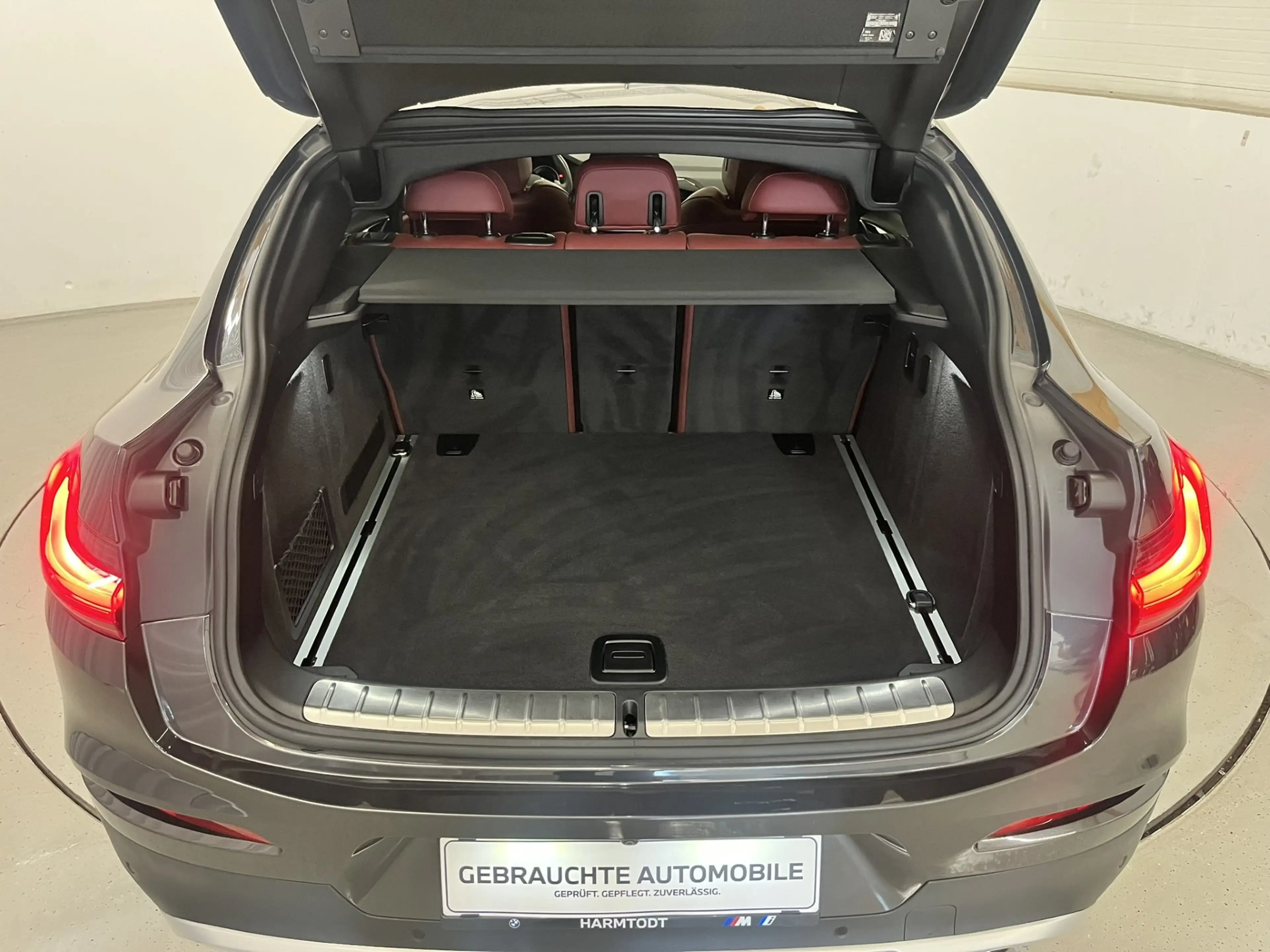 BMW X4 xDrive20d *Modell xLine / Innovationspaket / Pano / AHK* — photo 15