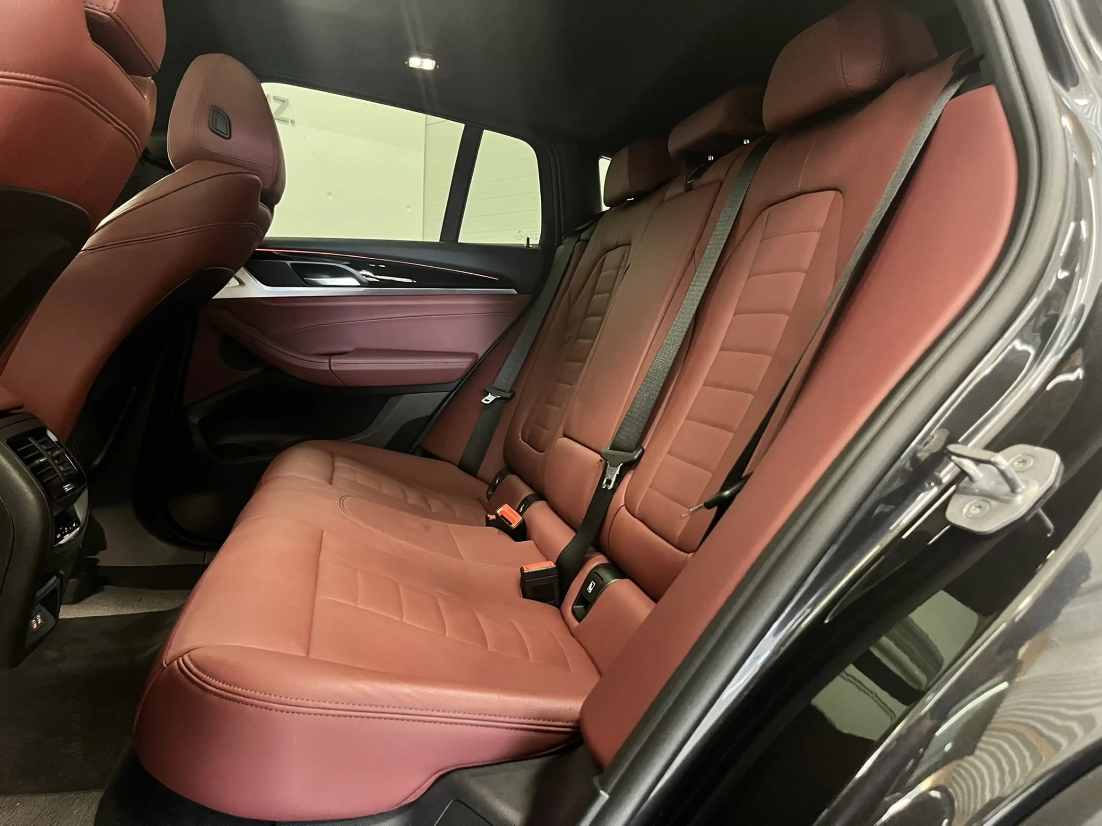 BMW X4 xDrive20d *Modell xLine / Innovationspaket / Pano / AHK* — photo 14
