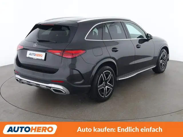 Mercedes-Benz GLC 220 GLC 220 d Mild-Hybrid 4Matic AMG Line Ansicht 6
