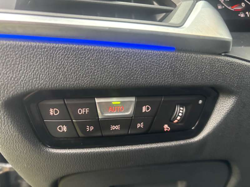 BMW 318 iA Sport-Line Leder/LED/VirtualCockpit/DAB/ActiveGuardPlus/Sfeerverlichting — photo 13