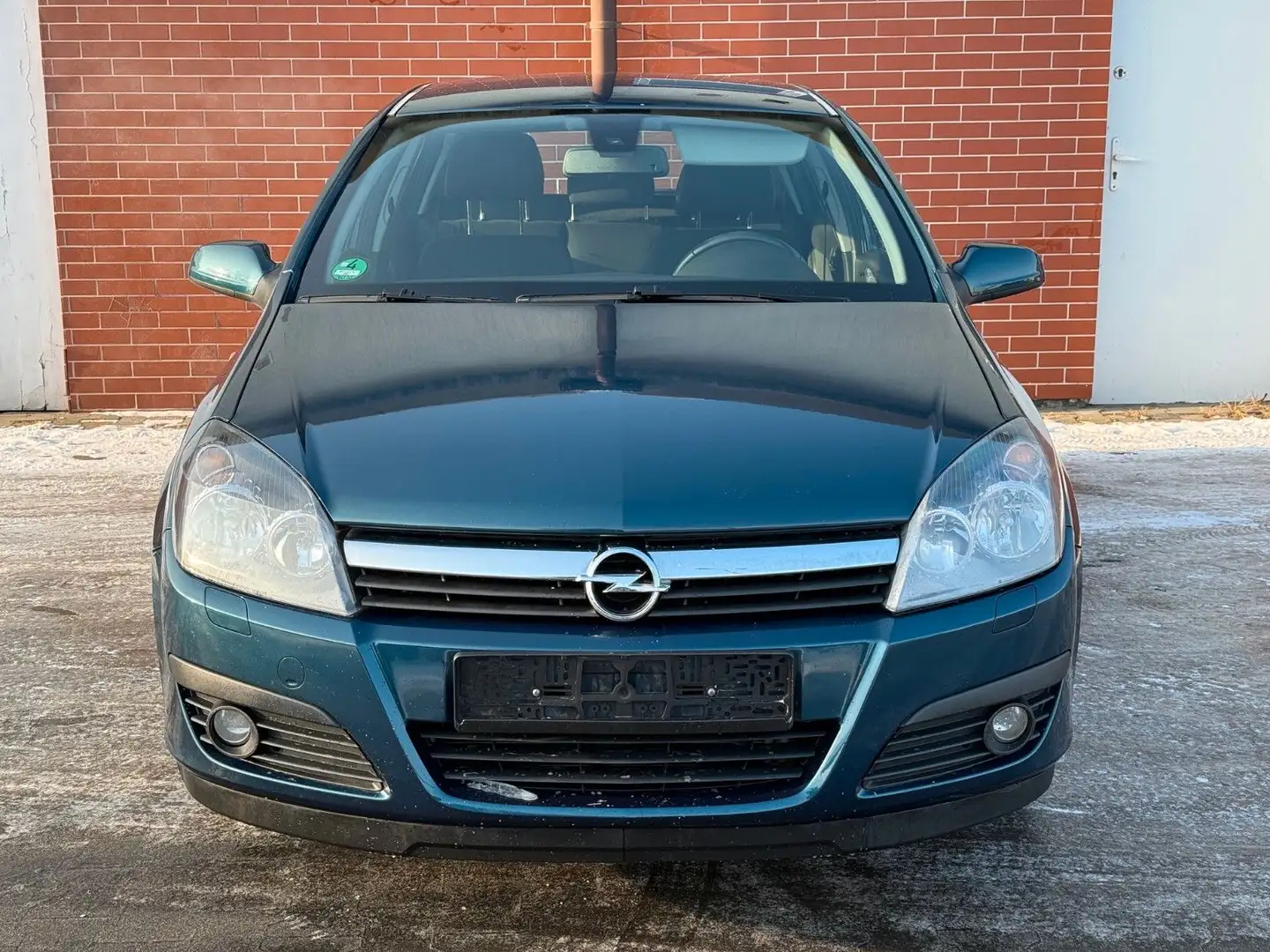 Opel Astra H  Edition KLIMA SERVO ABS ALLWETTER ZV Grün - 2