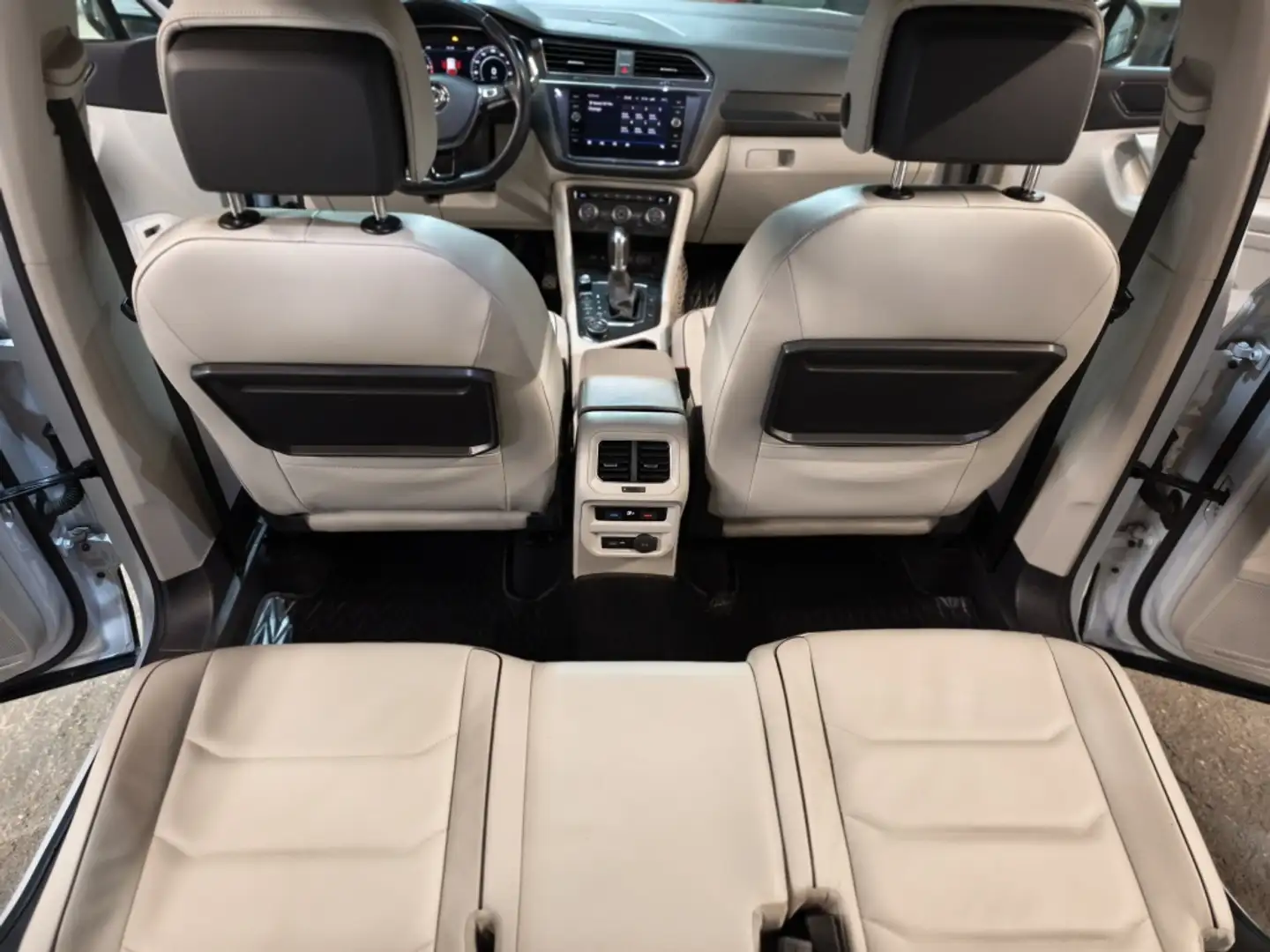 Volkswagen Tiguan Allspace 2.0TDI Sport 4M DSG 140kW Gris - 2